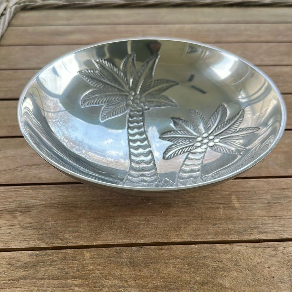 IHI Indian Palm Tree Decorative Bowl